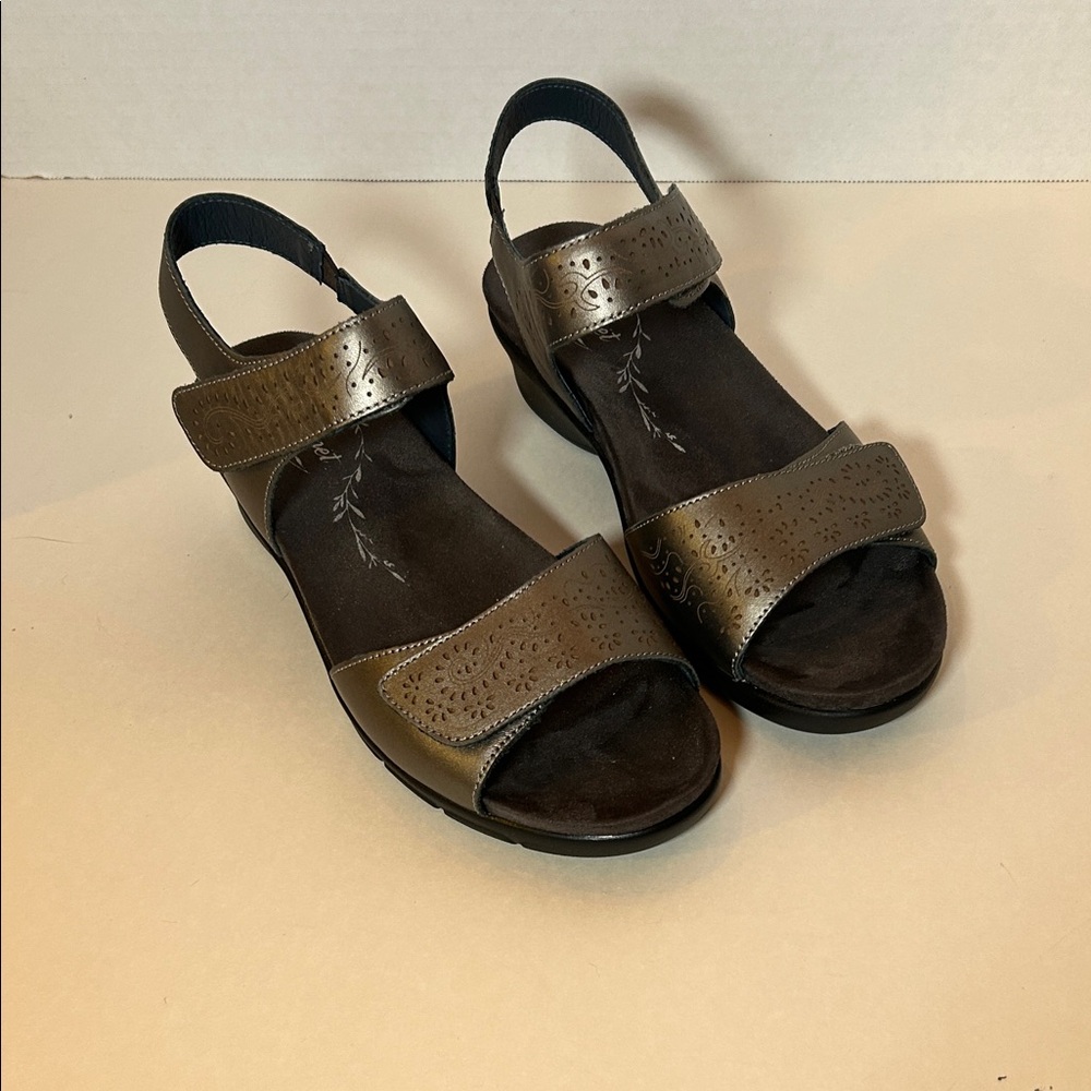 Propet Metallic Brown Sandals